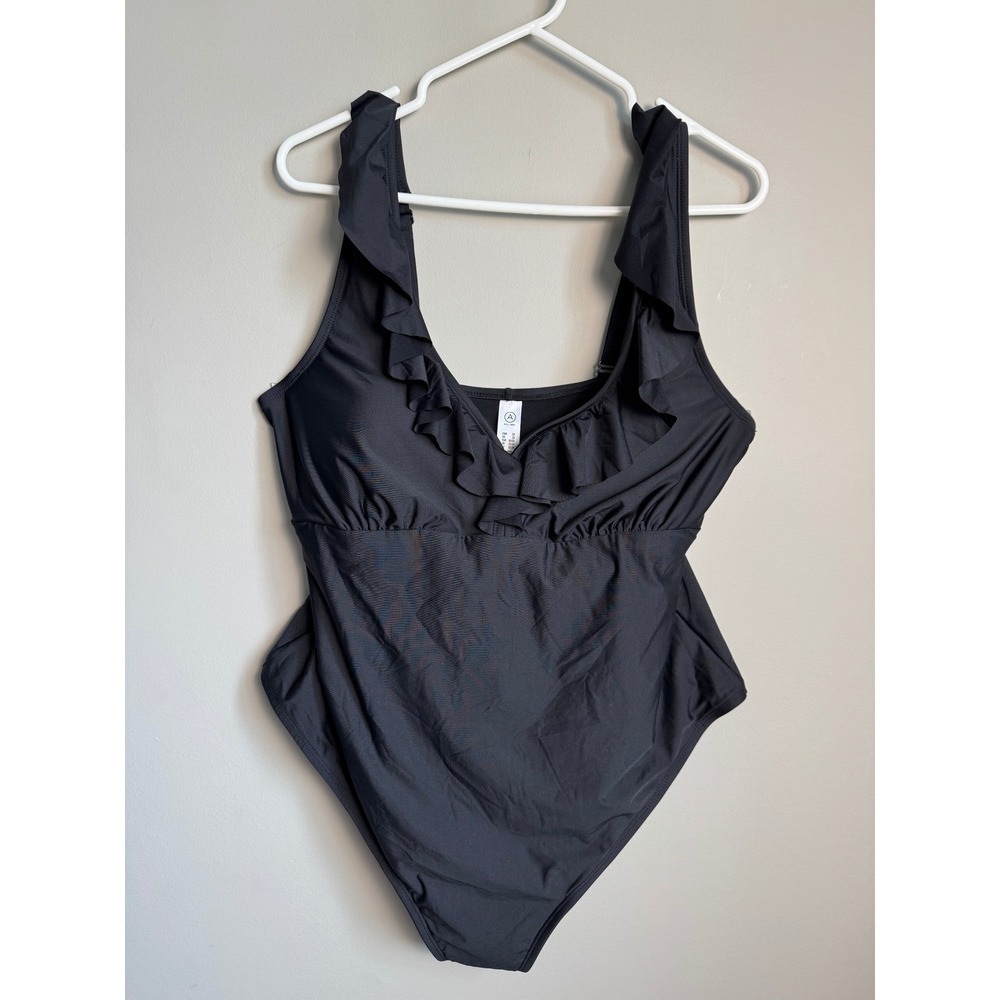 A Ruffle V-Neck One Piece Swimsuit Black Plus Size 2X Beachwear Vacation Chic